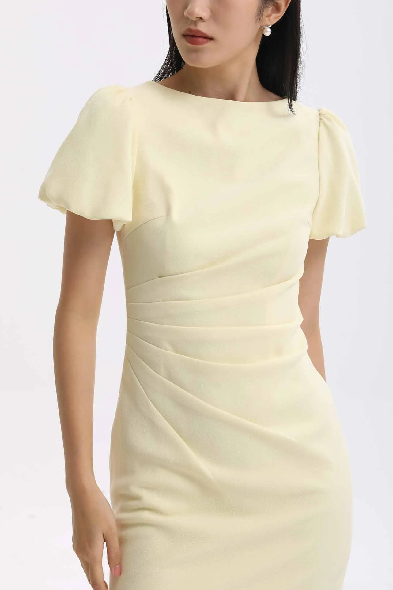 BOAT NECK DRESS IN YELLOW