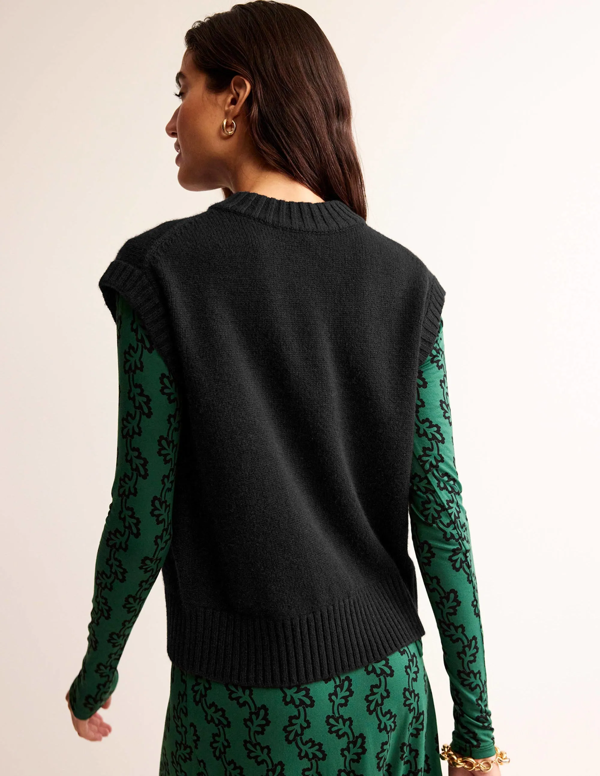 Chunky Cashmere Crew Neck Tank-Black
