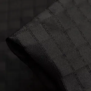 Grid Mascara Jacquard