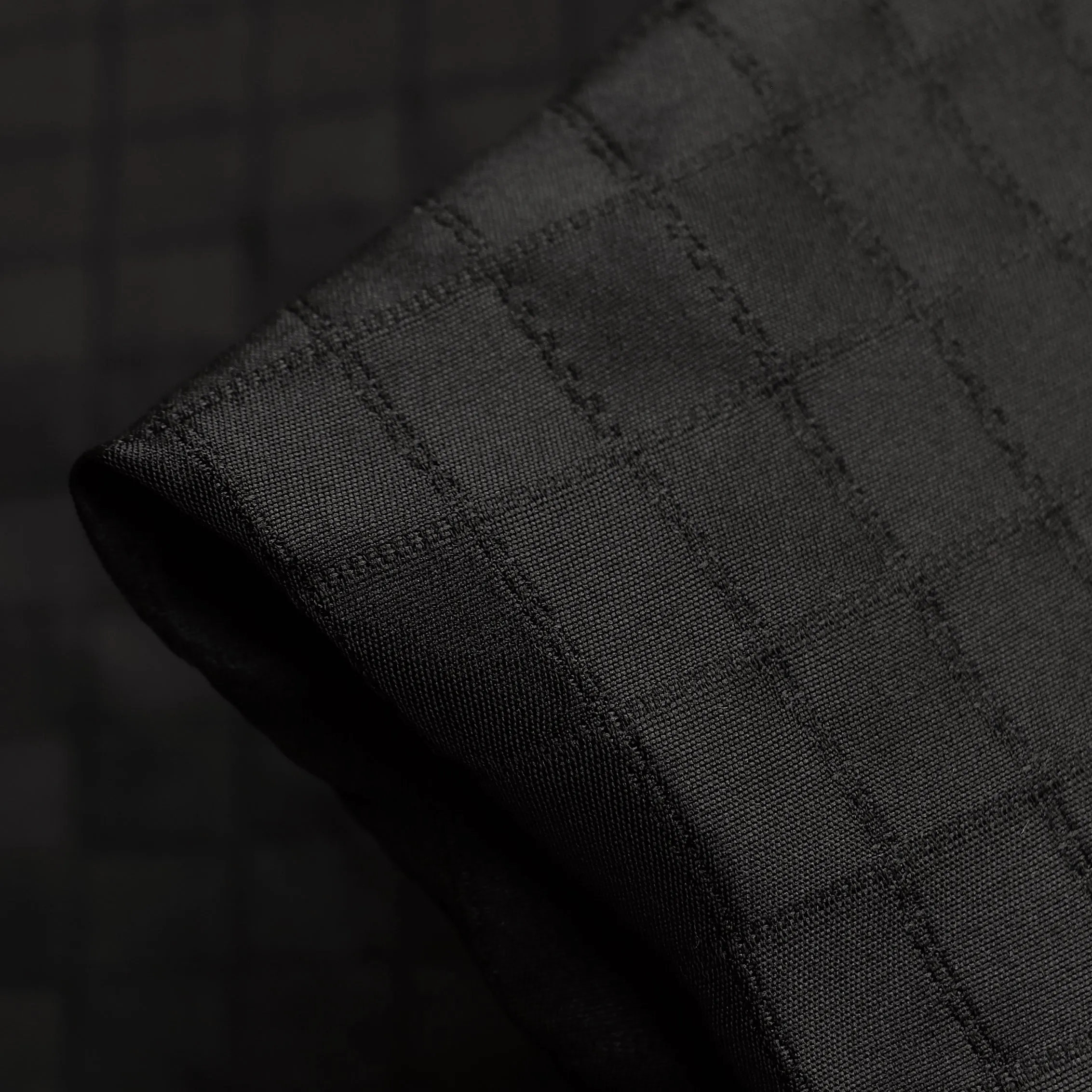 Grid Mascara Jacquard
