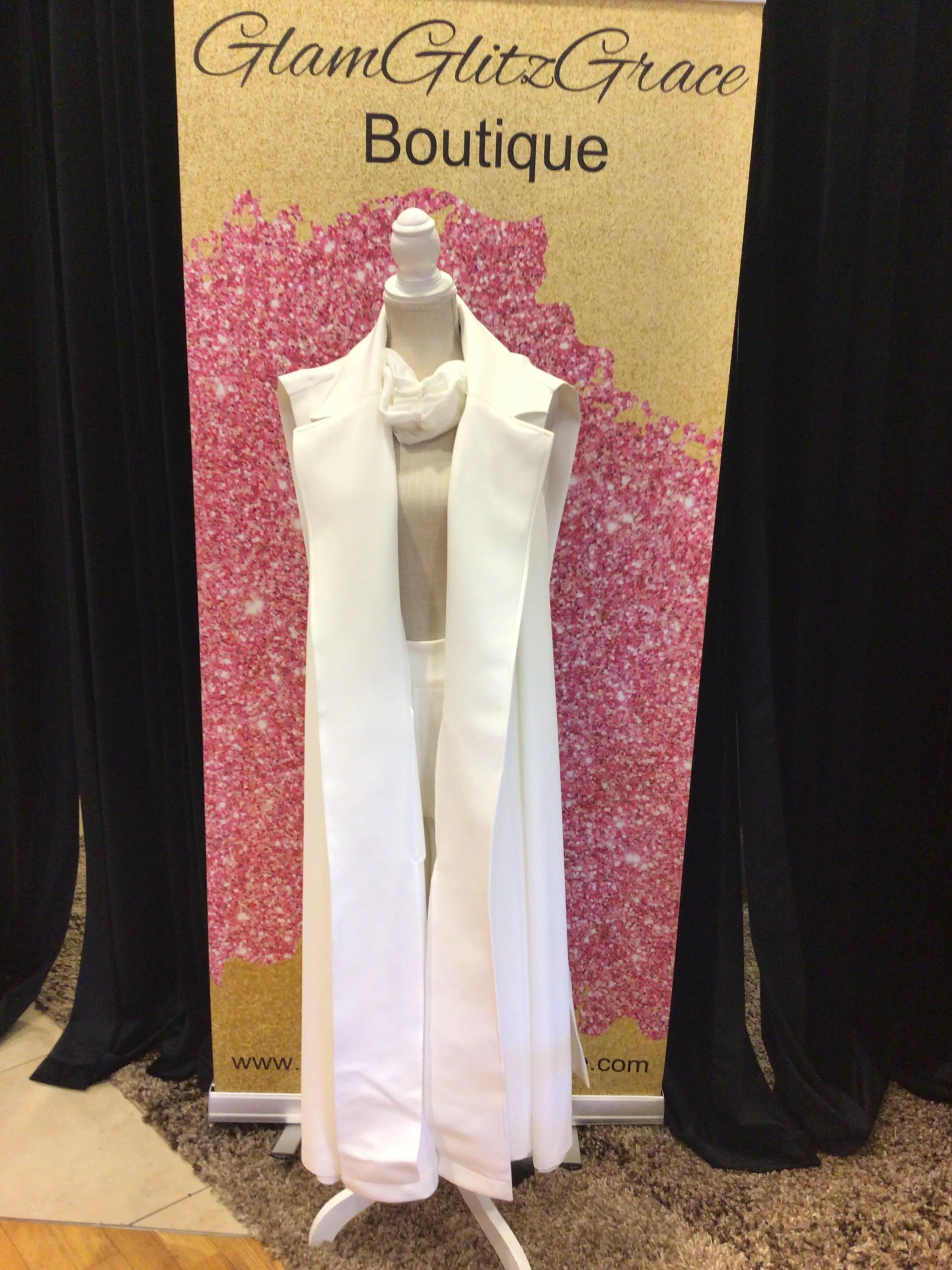 Long White Open Sides Sleeveless Vest With Scarf