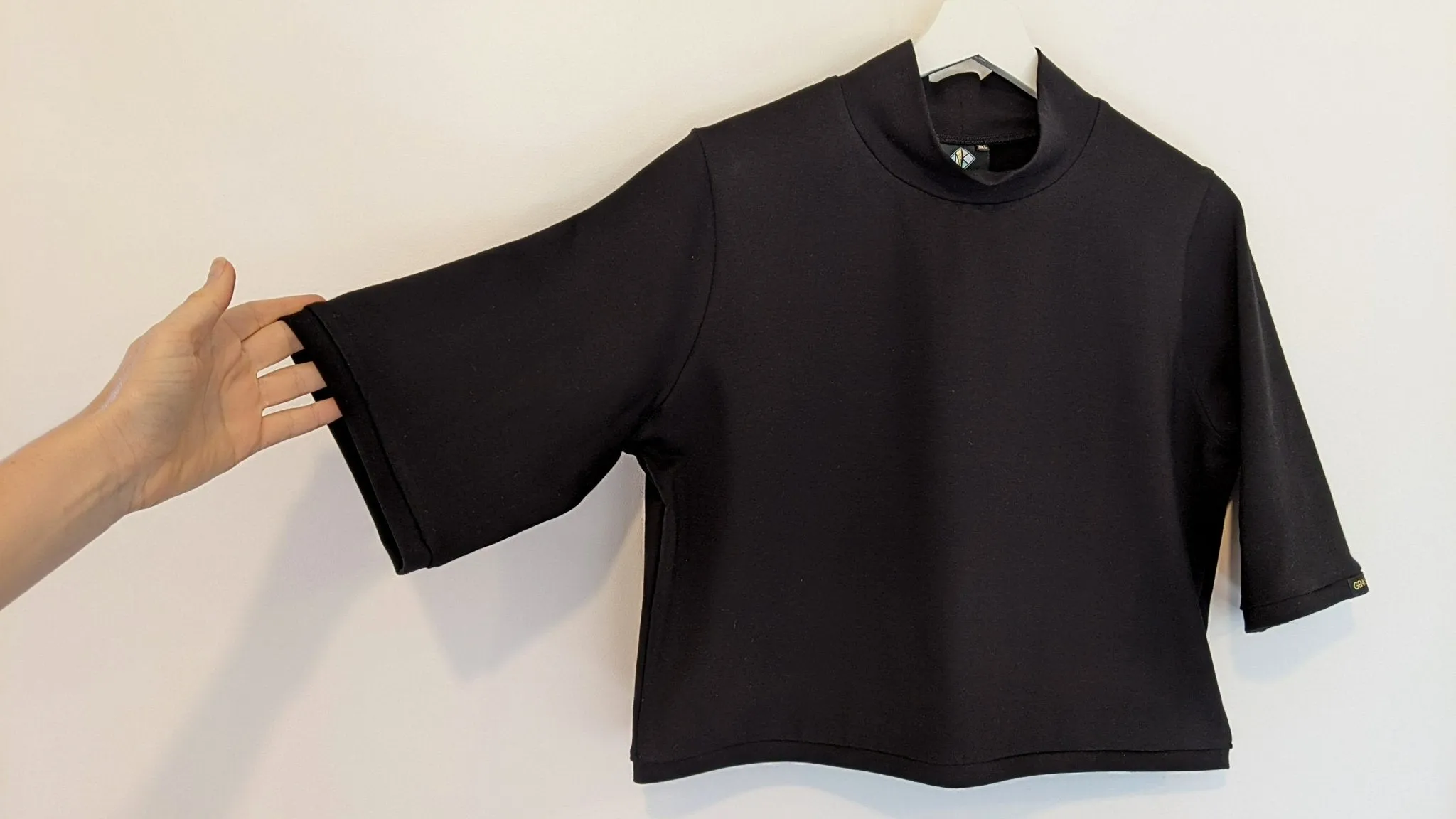 ORGANIC CROPPED SKIVVY with HALF SLEEVE