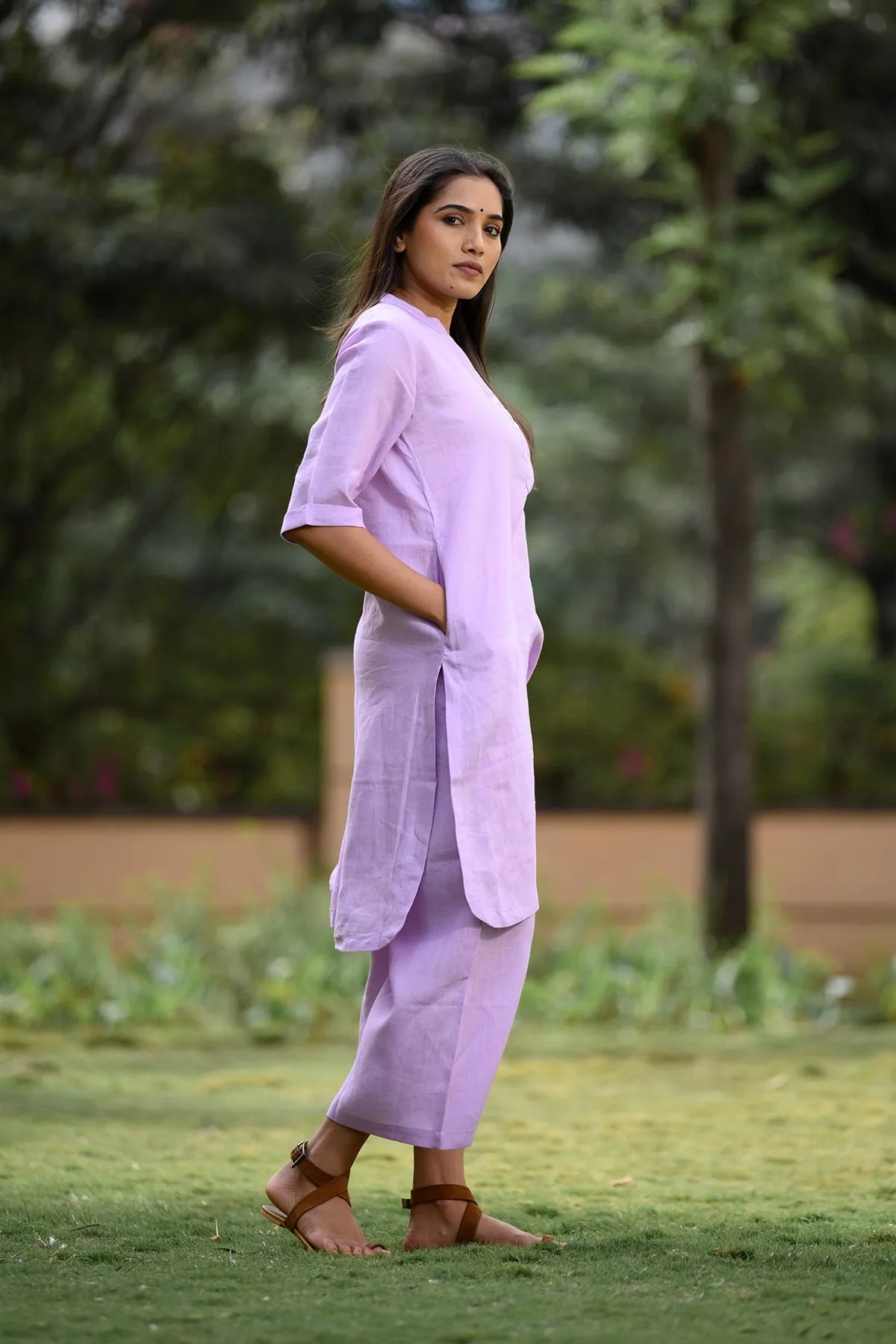 Thea Linen Kurta and Cropped Pants - Lilac